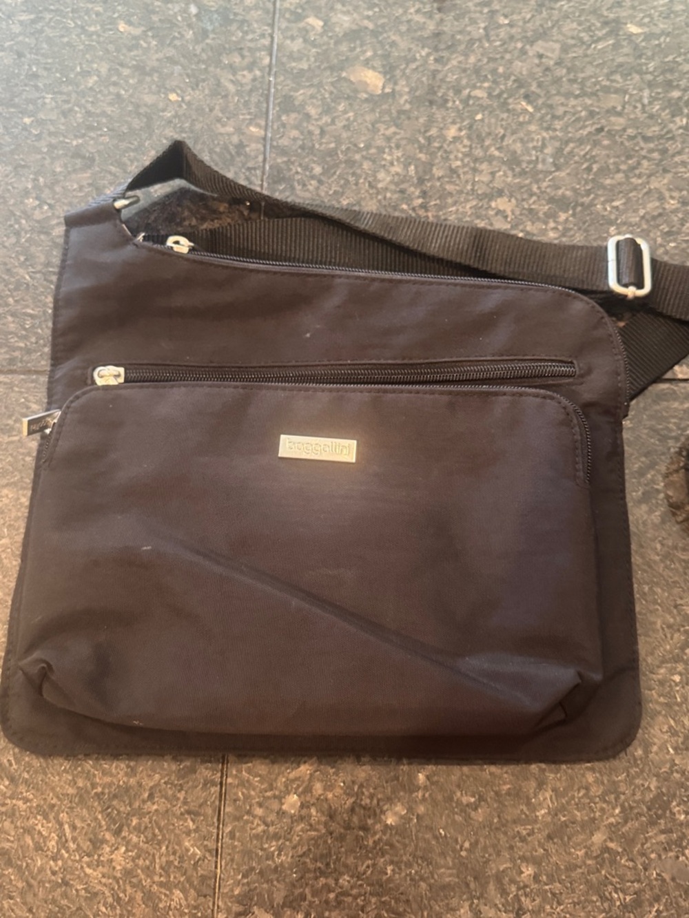 Baggallini Black Compact Crossbody Travel Bag